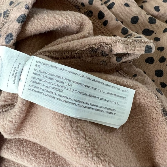 Abercrombie & Fitch Trendy Leopard High Neck Bubble Sleeve Sweatshirt - Picture 8 of 12